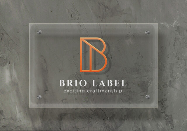 Brio-1b—BrioLabel-Plexiglas